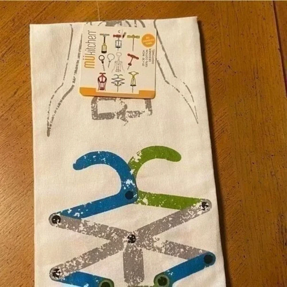 NWT Set of‎  2 Cotton Kitchen towels